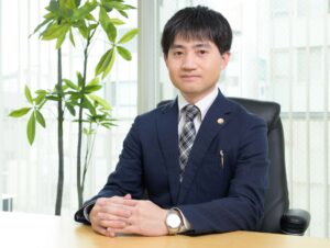 籾山善臣弁護士