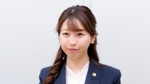 南村早紀弁護士