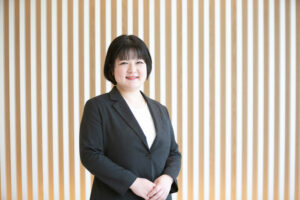 嘉数英恵弁護士